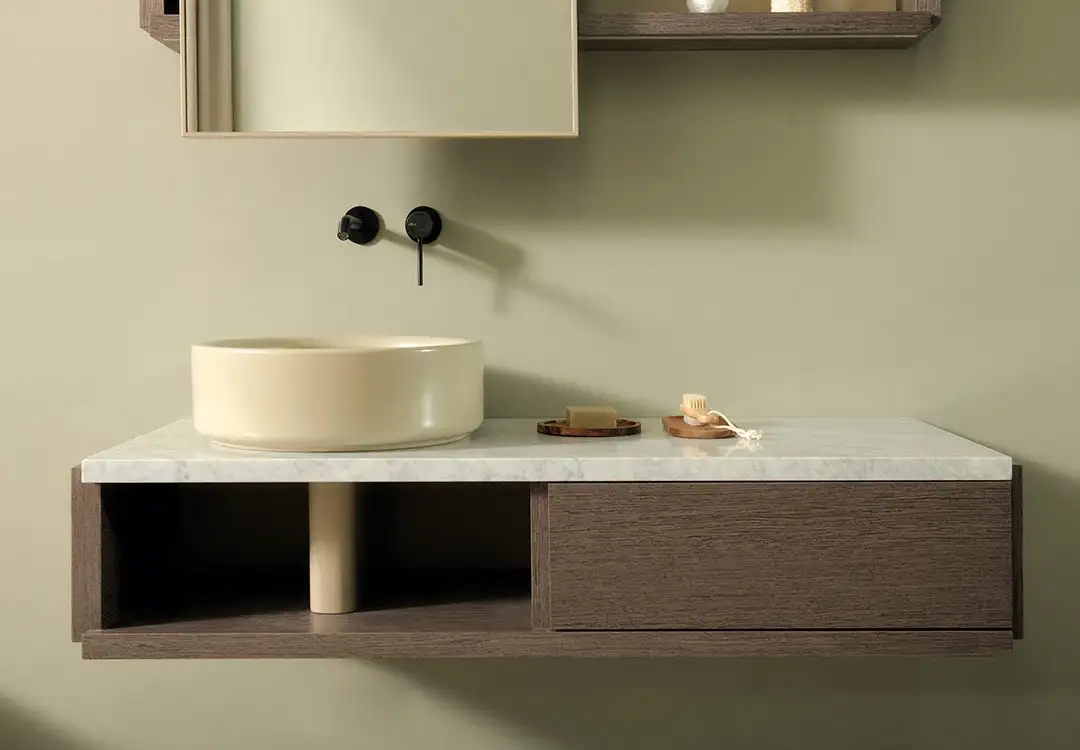 Alice Ceramica LARI: materiali e superfici per un arredo bagno architettonico e modulare