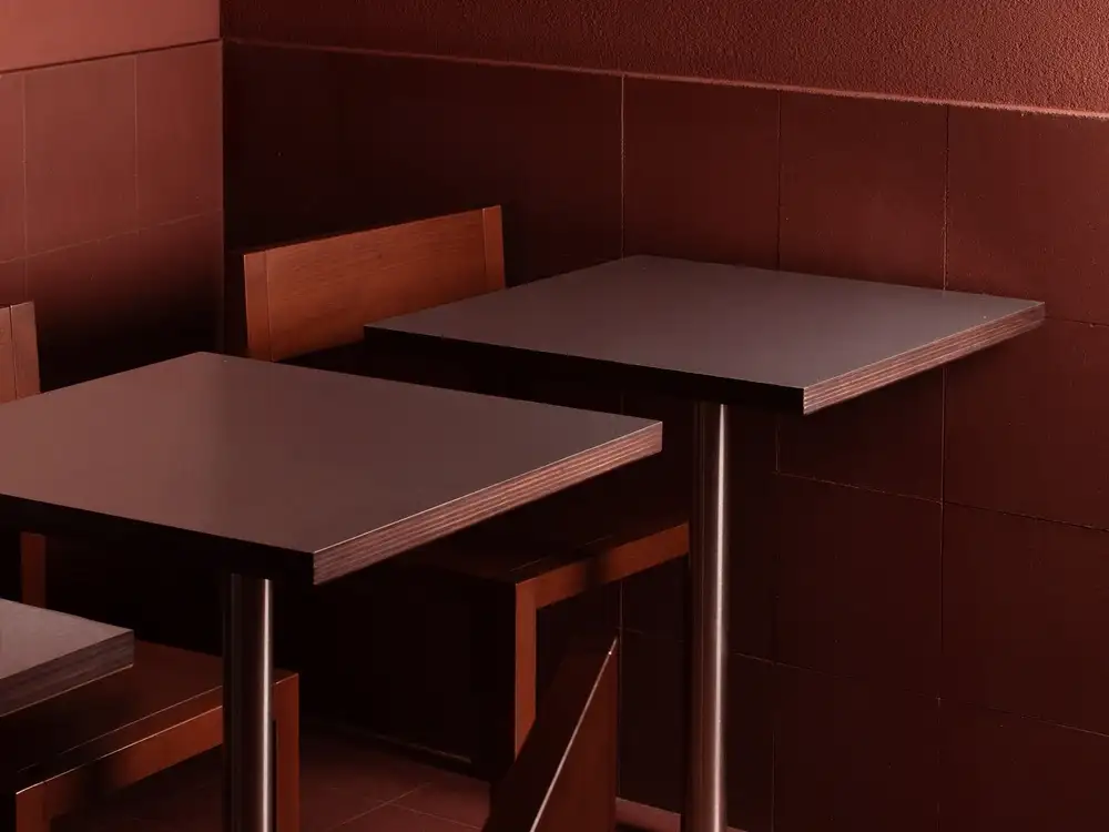 I laminati metallici di Abet Laminati nel progetto del ristorante A Iosa