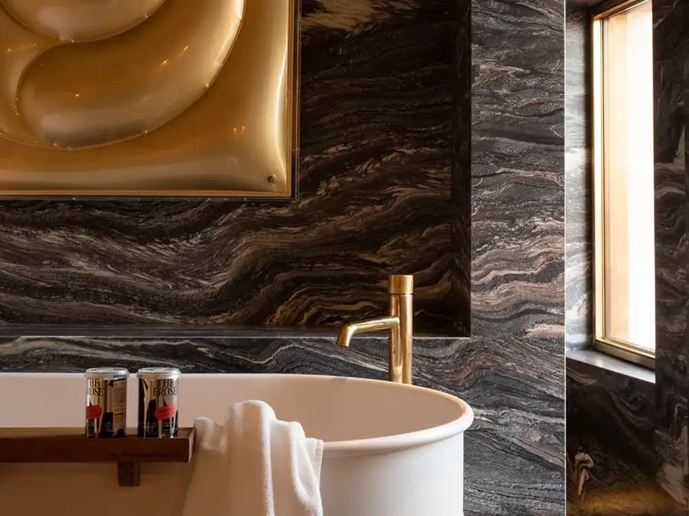 The Venice Venice Hotel Venezia: Marmo Arredo, pietra naturale e marmo resina per un design hotel sul Canal Grande