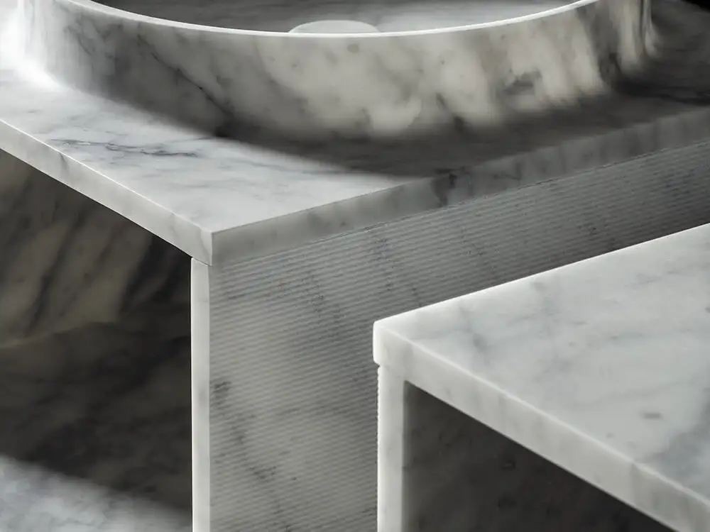 LITHEA al Salone del Mobile 2026: superfici in marmo tra artigianato, design e ricerca materica