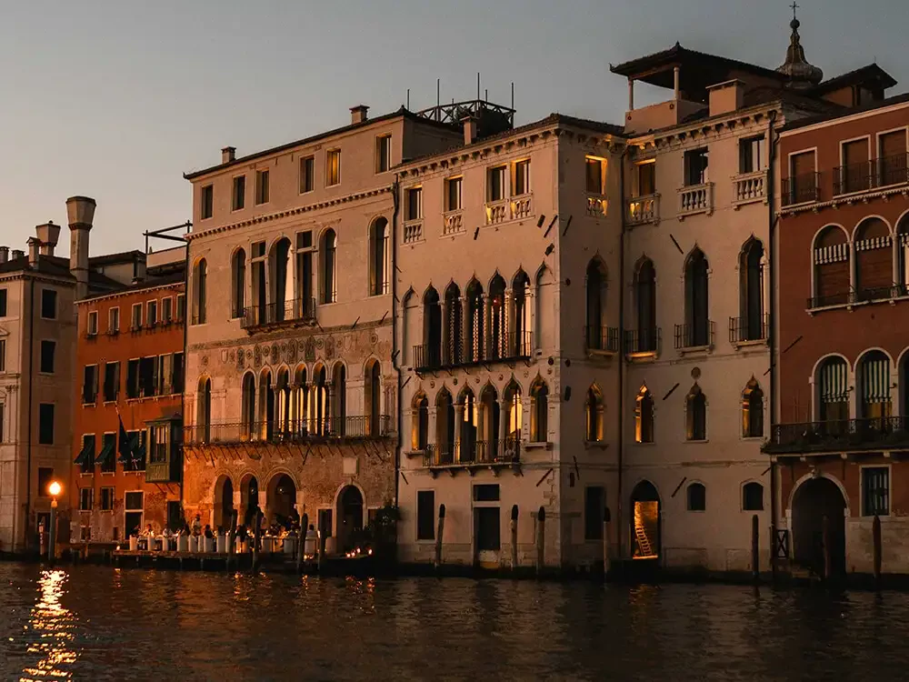 The Venice Venice Facade_superfici in pietra naturale e marmo by Marmo Arredo.webp